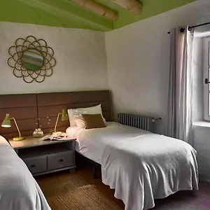 Sitges Hill Retreats-masia Nur 22 Bedrooms Divided Over 9 For Max 44 Guests , Canyelles (Catalonia) Spanje